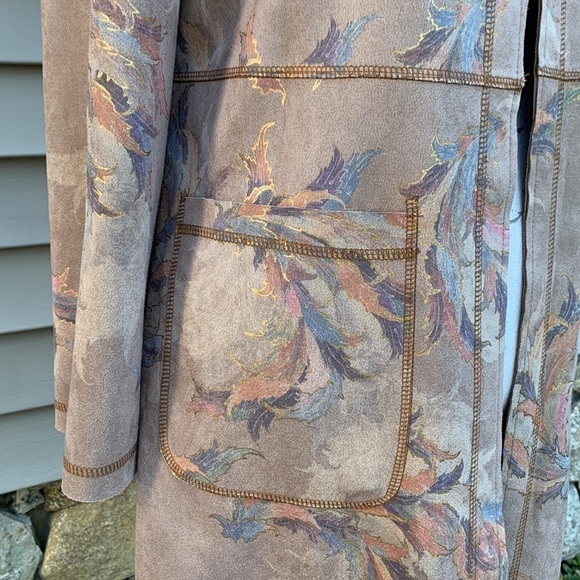 Solitaire Nude Filagree Open Front Faux Suede Jacket - Picture 5 of 14